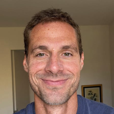 Portrait d'un habitant du centre-ville ayant comparé ses devis de diagnostic à Saint-Quentin